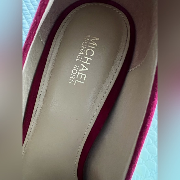 MICHAEL KORS Suede Pink Raspberry Pumps 🩷 - Picture 8 of 12
